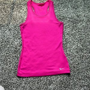 DriFit Nike tank top in pink size small.